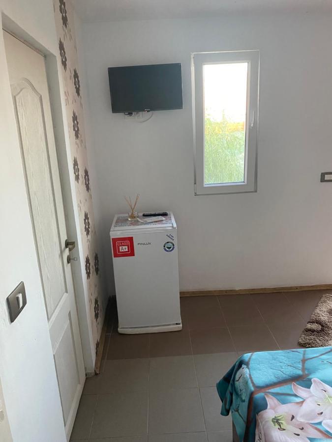 Camere De Inchiriat Maria Corbu Bagian luar foto
