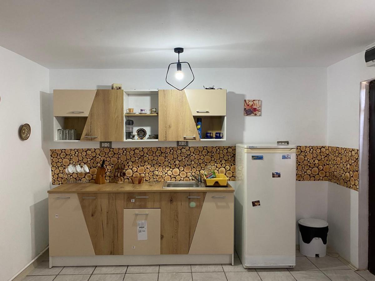 Camere De Inchiriat Maria Corbu Bagian luar foto